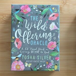 Wild Offering Oracle Deck - Gray and Pink